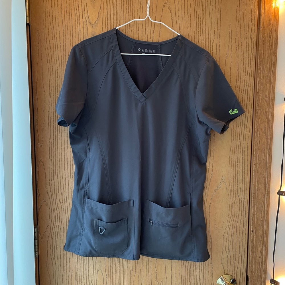 women’s scrub top